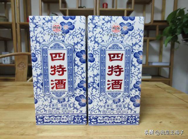 线上酒店怎么操作赚钱（烟酒店赚钱门道）