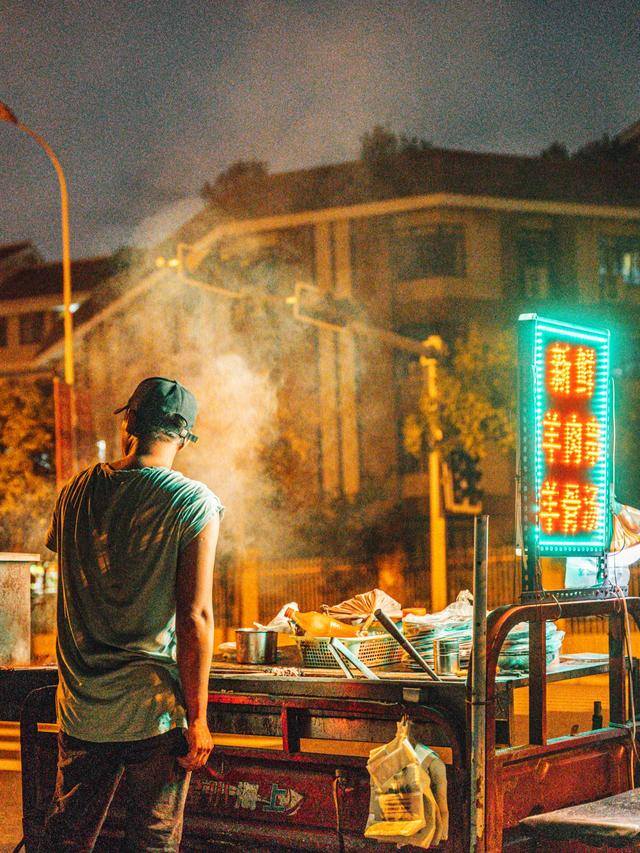 50种晚上地摊生意（南宁这几家路边摊，不仅仅只有夜市里的）