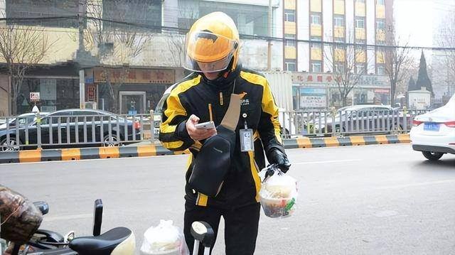 外卖兼职一个月能赚多少（做外卖骑手是怎样的体验？）