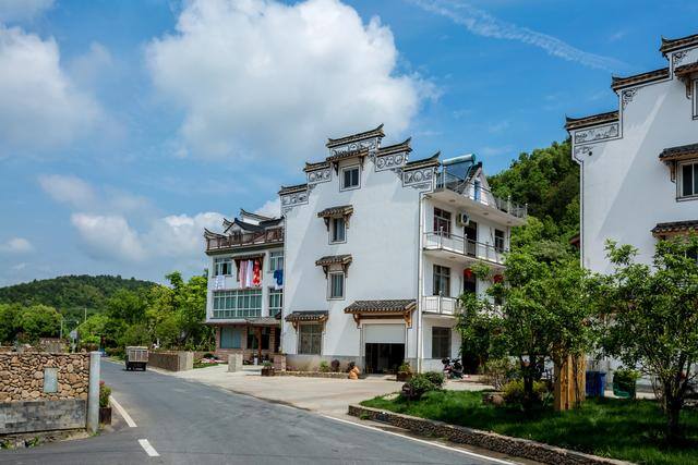 农村开什么店吸引人（在农村，这些小生意是不错的选择）