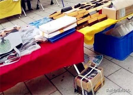 卖什么赚钱（摆地摊卖什么最赚钱？）