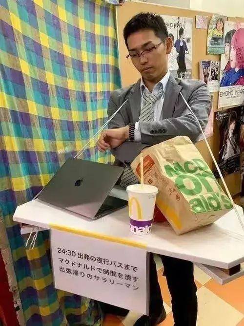 5元汉堡能挣多少钱（在肯德基做后厨是一种怎样的体验？）