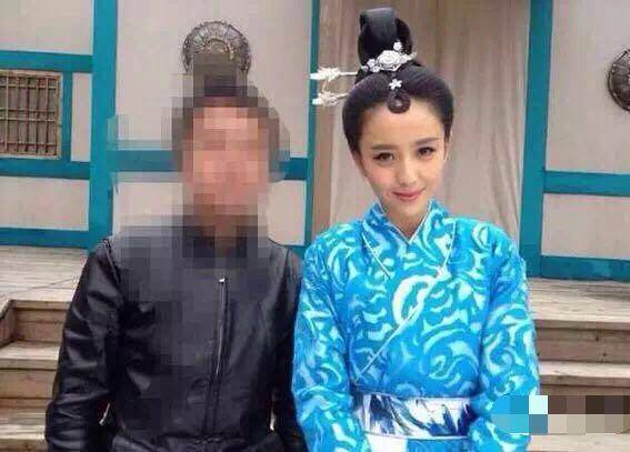 跑龙套一天能挣多少钱（演员跑龙套，网友：连叫花子都比这强！）