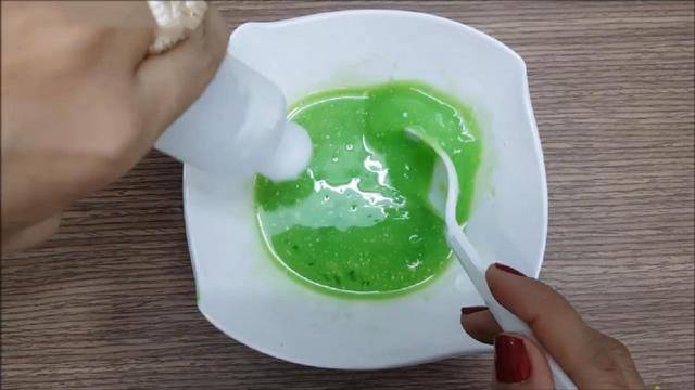 如何制作史莱姆（4种方法自制史莱姆，每种方法各有特点，都是无硼砂配方）