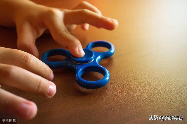 摆摊卖玩具挣钱吗（摆地摊卖小孩玩具赚钱吗？）