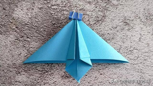 简易手工制作小作品（儿童趣味手工——火箭折纸教程）