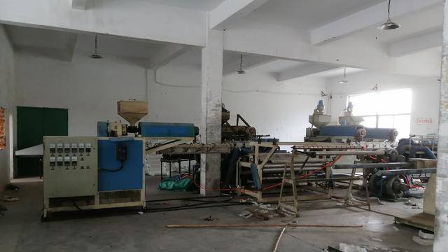 现在市场做什么生意好（小型纸箱加工行业的前景如何？）