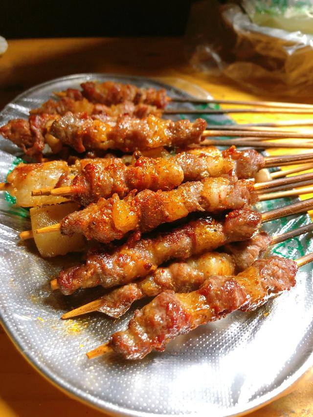 50种晚上地摊生意（南宁这几家路边摊，不仅仅只有夜市里的）