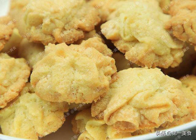 摆摊小吃（炸麻花这样做，酥脆酥脆，比外面买的还好吃）