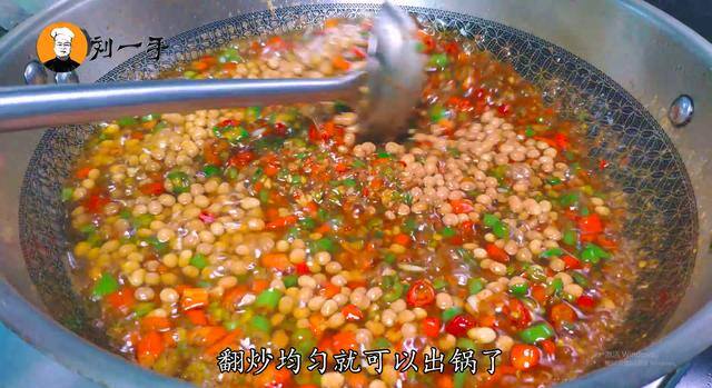 家庭自制好吃的辣椒酱（刘一手美食：万能辣椒酱做法）