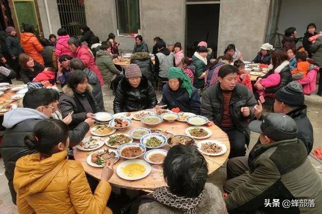 在农村适合做什么生意（农村酒席承包商的发展趋势）