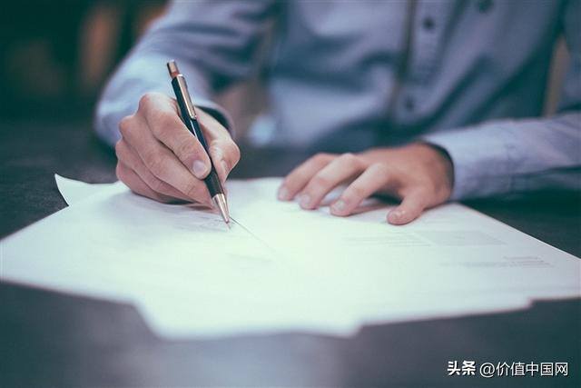 不想进工厂该找什么工作（年轻人宁愿去送外卖也不去工厂？）