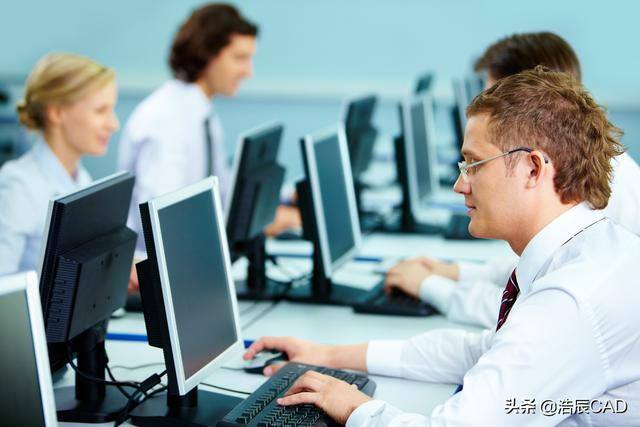 cad学出来一个月能赚多少钱（cad绘图设计师的工资为什么会相差这么大？）