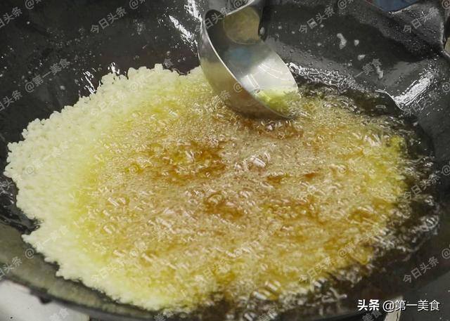 摆摊小吃（炸麻花这样做，酥脆酥脆，比外面买的还好吃）