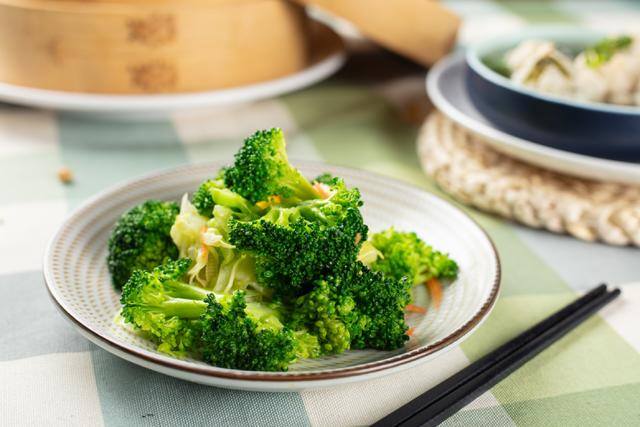 解决无聊的100种方法在家（居家行动指南）