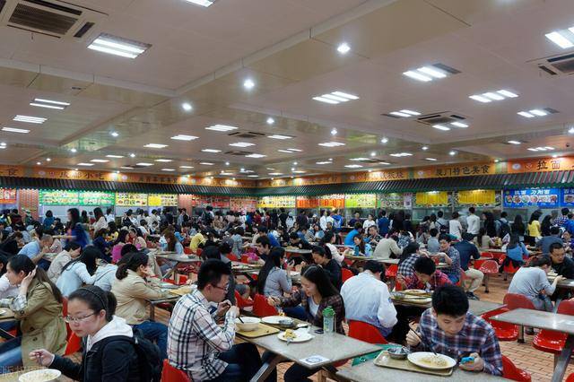 大学生在学校可以做什么赚钱（校园外卖配送，学生能做吗？）