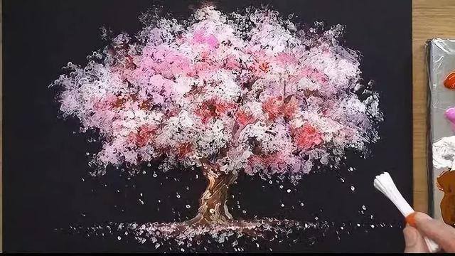 儿童手工大全（幼儿园手工拓印，让孩子爱上艺术）