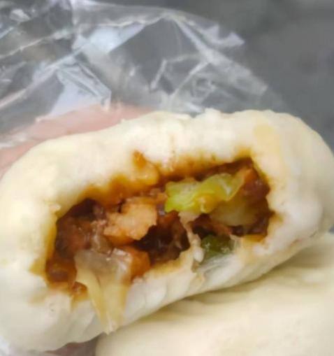 包子店太辛苦还不赚钱（孙海洋的包子店火爆网络，孙海洋一家终于团聚，但是还没回到深圳）