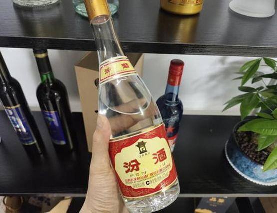 开烟酒超市赚钱吗（为什么烟酒店的老板越来越会赚钱？）
