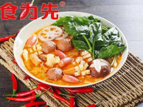 冬天摆摊卖什么小吃好卖又赚钱（适合冬天摆地摊的小吃有哪些？）