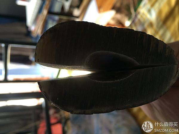 生日礼物怎么做手工（送妹纸特别的生日礼物：用刻刀工梳齿手工打造）