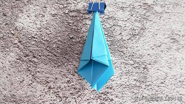 简易手工制作小作品（儿童趣味手工——火箭折纸教程）