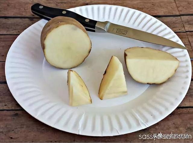 简单的绘画作品（手把手教你画彩虹，简单又有趣！）