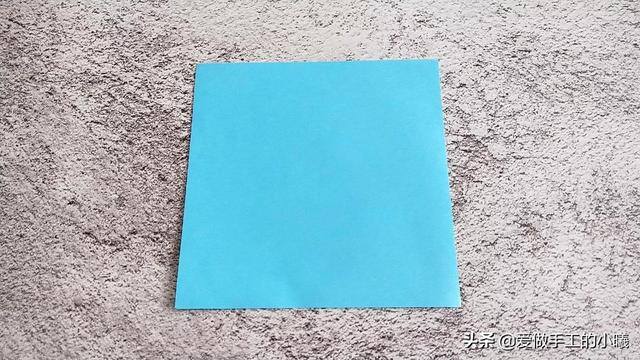 简易手工制作小作品（儿童趣味手工——火箭折纸教程）
