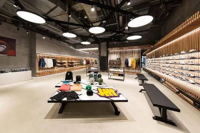 实体店做什么项目好（奈雪生活全国首店集中开业）