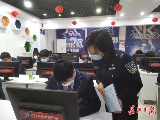 女辅警一般做什么工作（辅警12年帮扶10多名青少年）