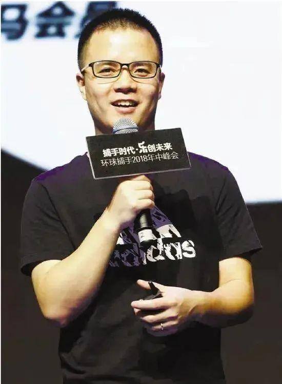 看视频赚钱多排名第一（t97爆火的背后，掌握了两个流量牌子）