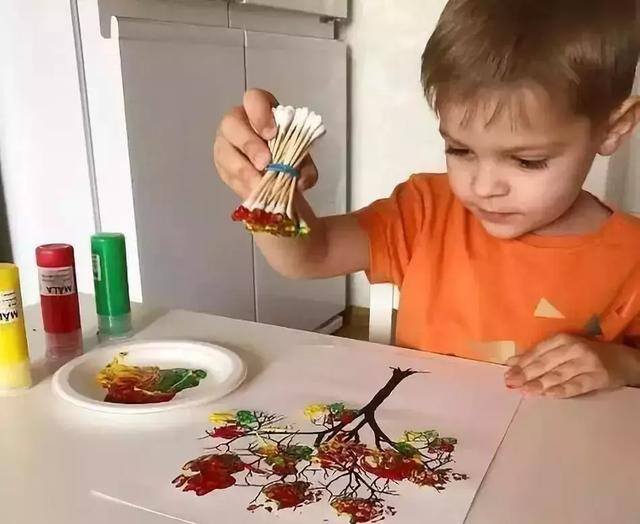 儿童手工大全（幼儿园手工拓印，让孩子爱上艺术）