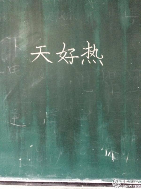 生日礼物怎么做手工（送妹纸特别的生日礼物：用刻刀工梳齿手工打造）