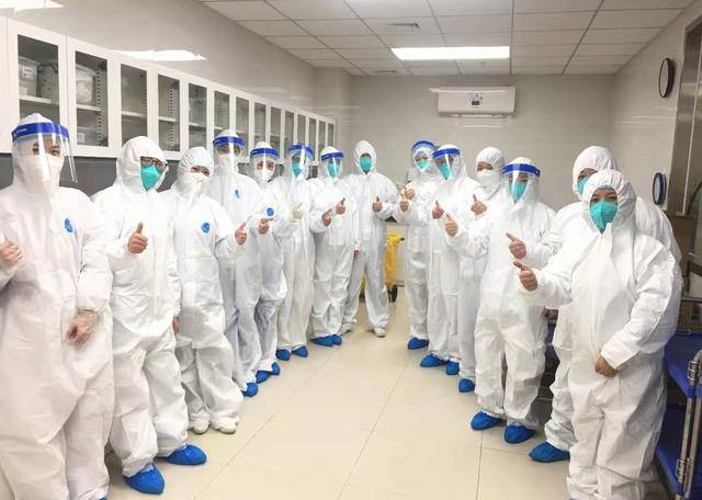 2023年生意会好转吗?（海底捞、巴奴火锅不讲武德）