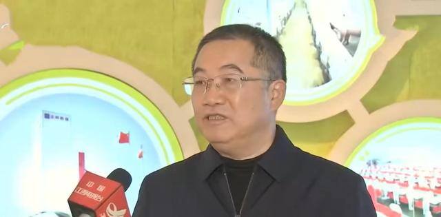 从养猪开始发家致富（养猪界四大天王之林印孙）