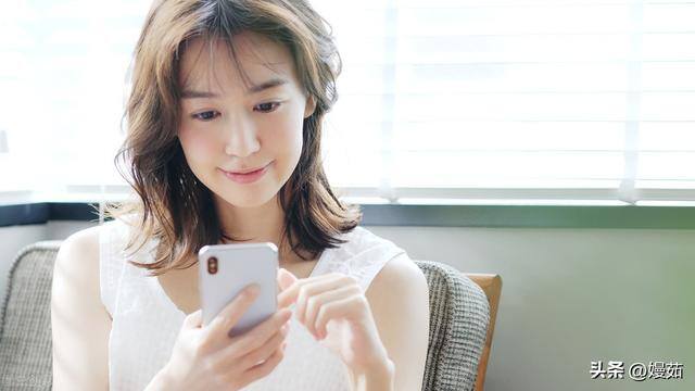 适合50岁女人创业项目（50岁以上的人做自媒体有哪些优势？）