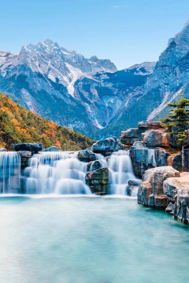 努力赚钱的图片（一个人漫山遍野是为了什么？）