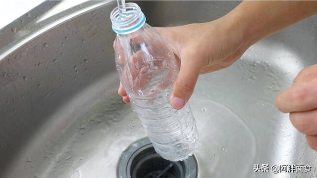 在家怎么制作酸豆角（超级简单的懒人酸豆角做法）