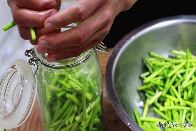 家庭自制腌咸菜（腌菜怎么做好吃？）