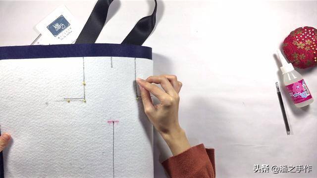 电脑怎么做（潘之手工作室｜地铁中的男士包）