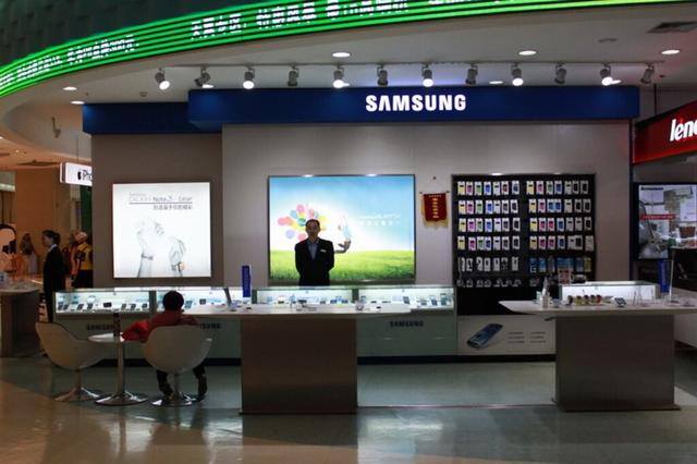 手机怎么赚钱（手机店和通信运营商是怎么合作的）