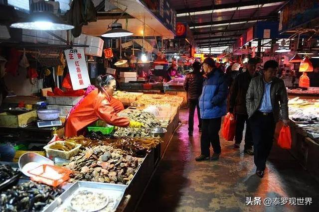 在菜市场做什么生意比较赚钱（蔬菜生意背后的赚钱门道）