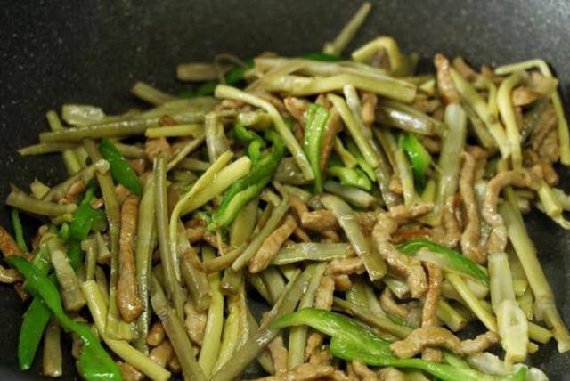 农村常见中草药300种（春天吃什么野菜？）