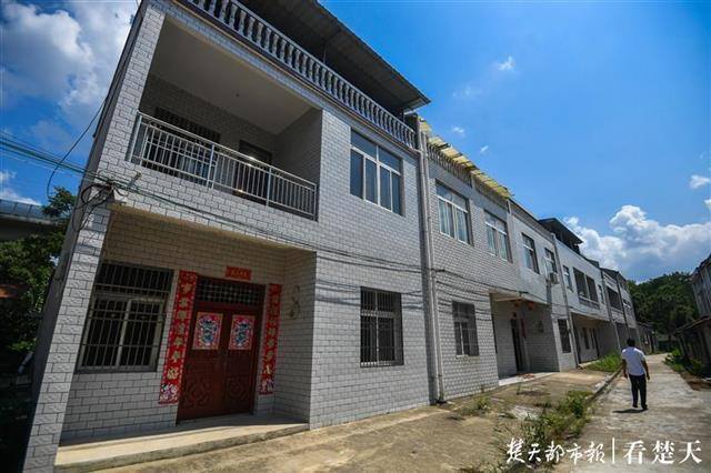 土鳖养殖到底赚钱吗（李家冲村：村民的“宝贝”）