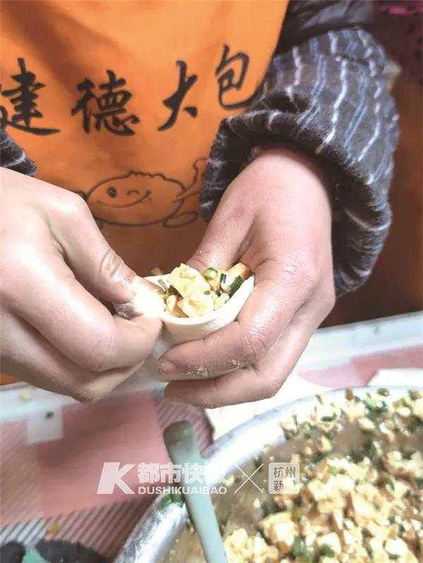 视频剪辑能赚钱吗（建德双胞胎兄弟翁大红、翁小红兄弟）