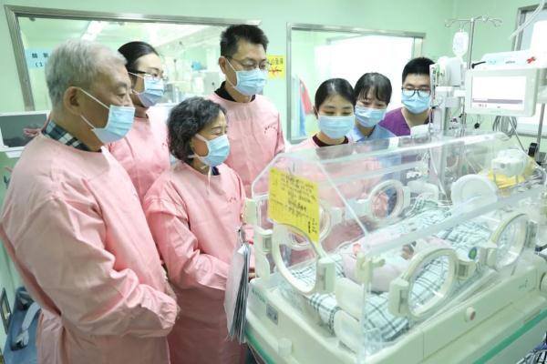 成语闯关记赚钱是真的吗（华西二院新生儿科小四九的故事）