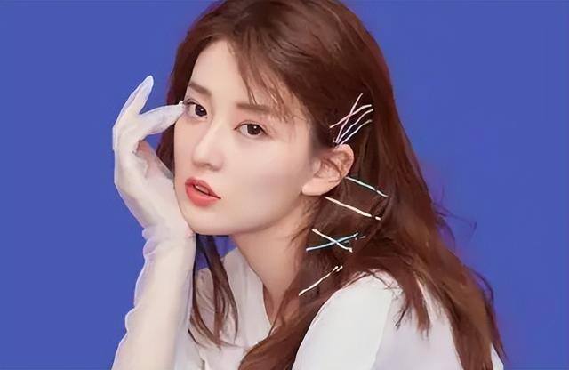 乔欣家里到底干什么的（乔欣的家庭背景有多强大？）