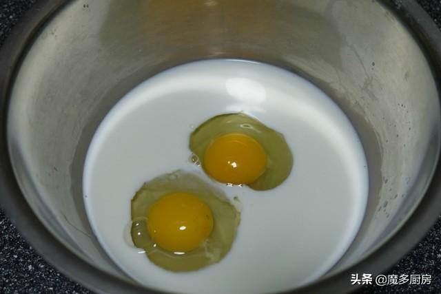家做油条最简单的做法（油条怎么做好吃？教你一招，不用揉面不用擀面，做出来蓬松又健康）
