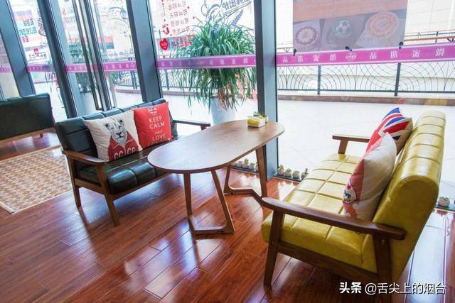 定制蛋糕店（烟台唯一承诺不添加人造奶油的蛋糕店，美团口碑第一名~）