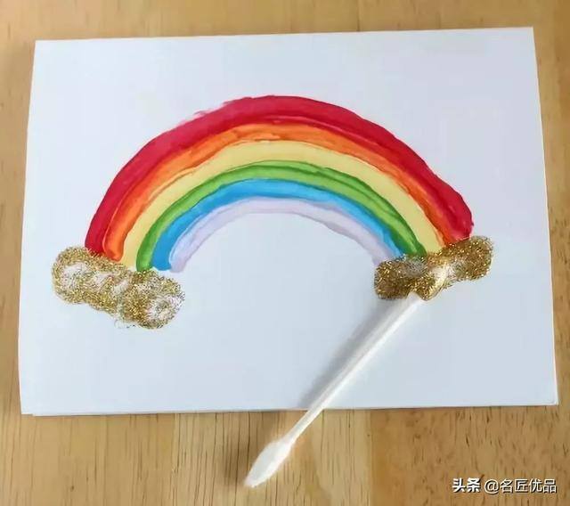 简单的绘画作品（手把手教你画彩虹，简单又有趣！）